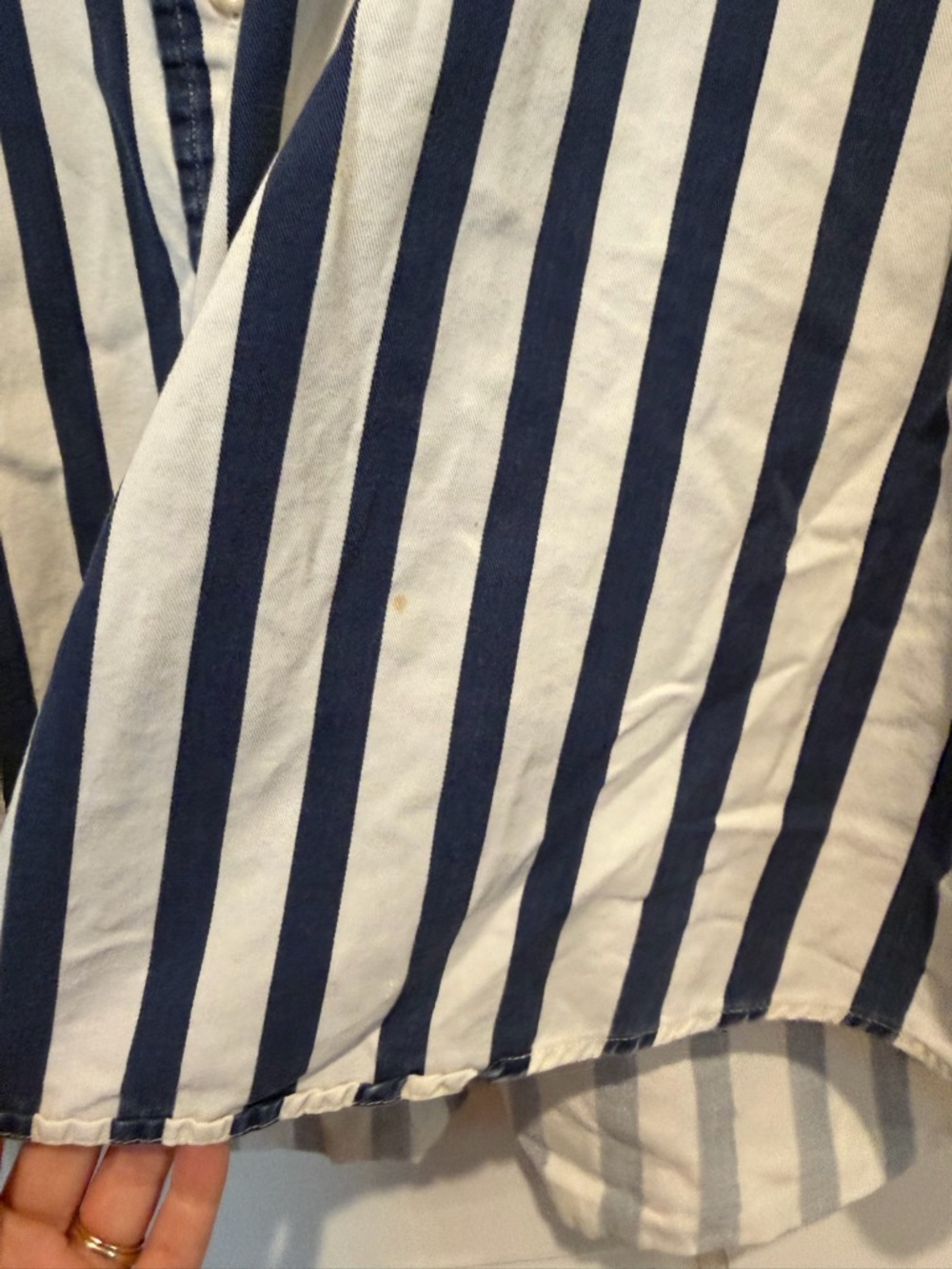 Vintage 90s Tommy Hilfiger Men’s Navy & White Vertical Stripe Button-Down Shirt - Picture 4 of 8